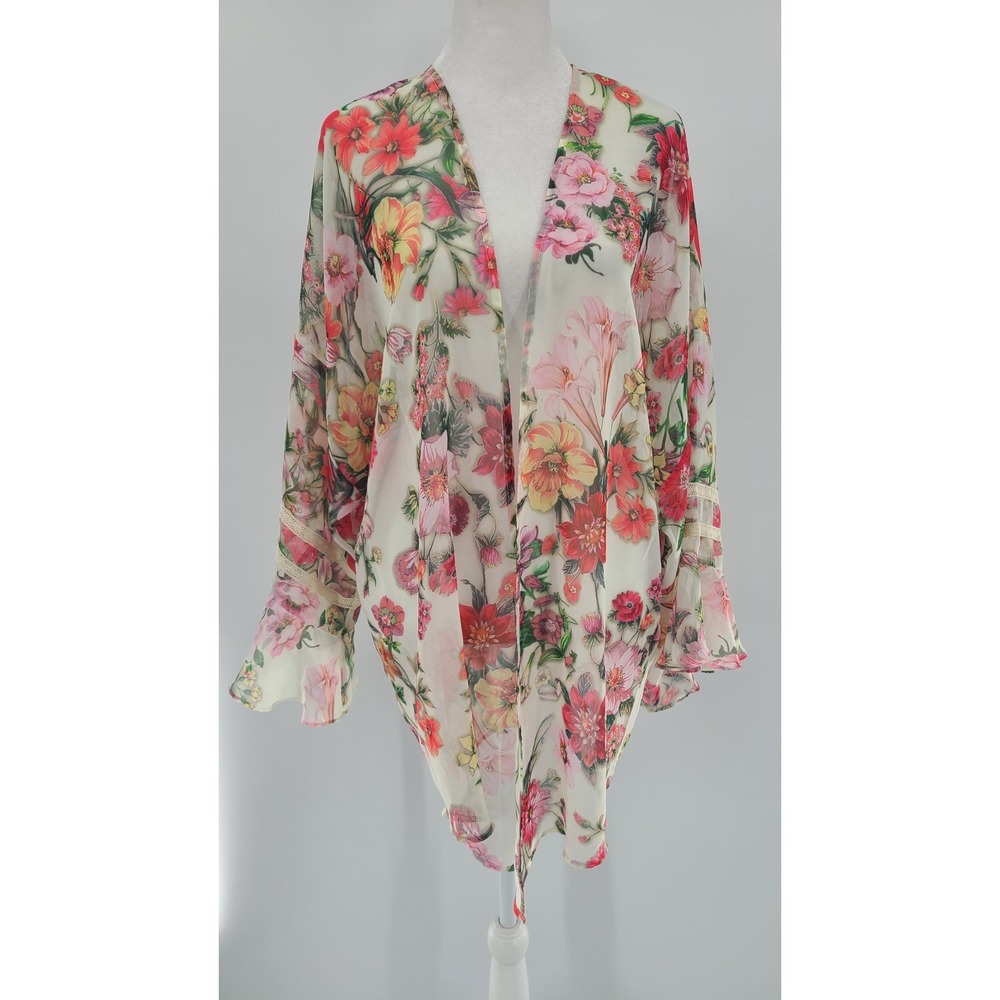 Romeo + Juliet Women Boho Sheer Eyelet Crochet Floral Cardigan Small Bell Sleeve